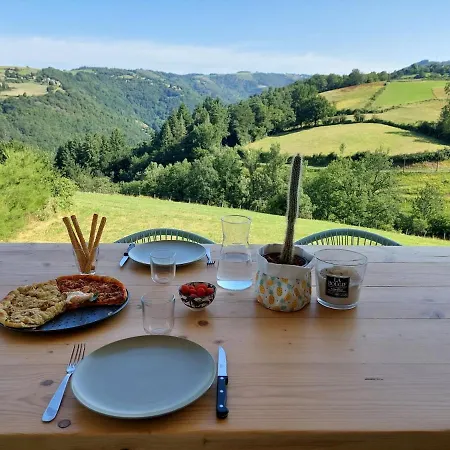 Cosy Entre Aubrac&vallée Du Lot